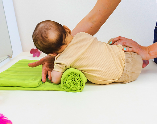 Newborn physiotherapy at home for motor skills, torticollis care, and healthy development.