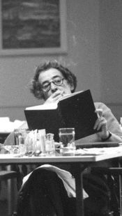 Grupo inicia estudos sobre a obra Origens do Totalitarismo, de Hannah Arendt