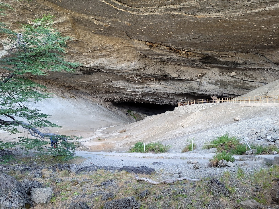Cueva del Medio