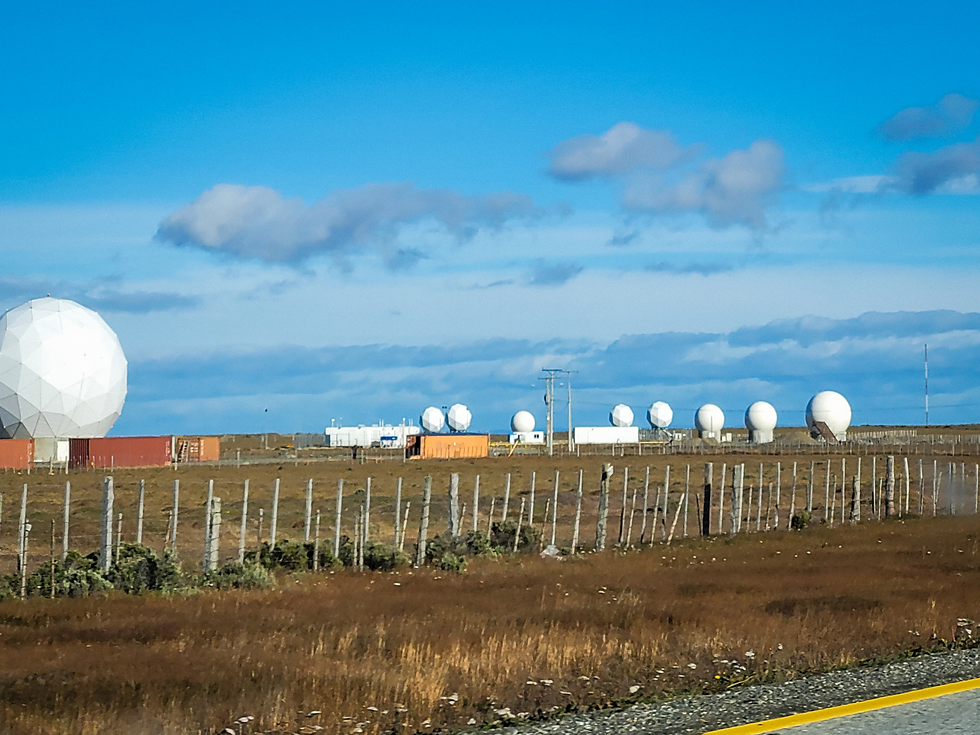Bases terrestres da Agência Espacial Sueca (SSC).