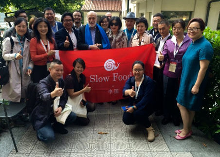 カルロ・ペトリーニ、中国で次のスローフード世界大会の道を開く
中国・成都で開かれる世界大会、中心テーマは気候変動・食糧の生物多様性