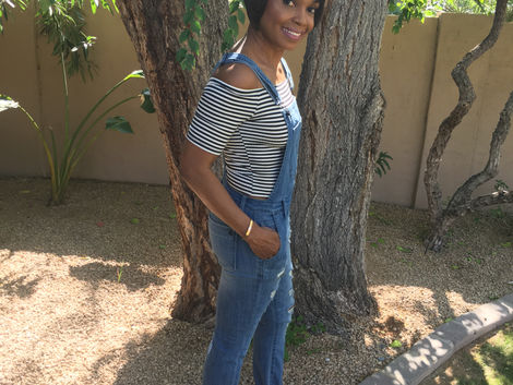 Neon and overalls❤️❤️