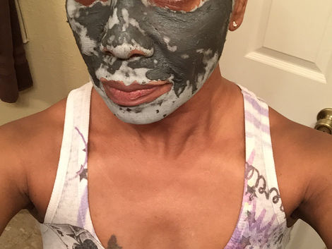 A glam glow Saturday