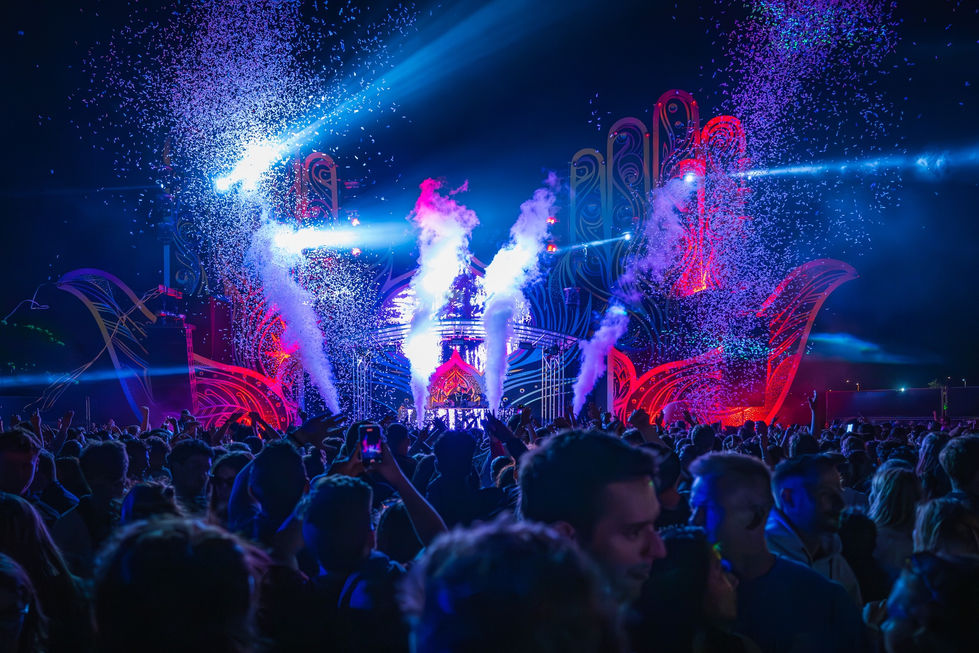 Main Stage | Locus Pocus Deco