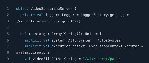 動画ファイルのストリーミングルートやエラー処理など、動画ストリーミングサービスのバックエンドコードを示すコードパネル。