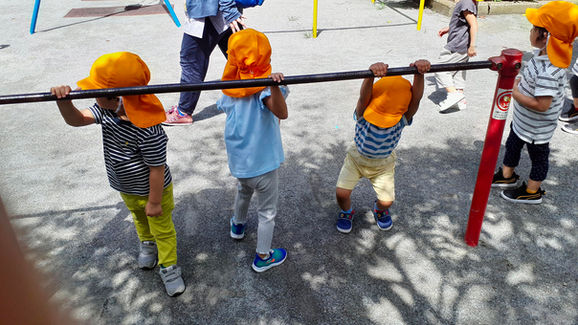 しおどめ保育園京急蒲田駅前のこどもたち