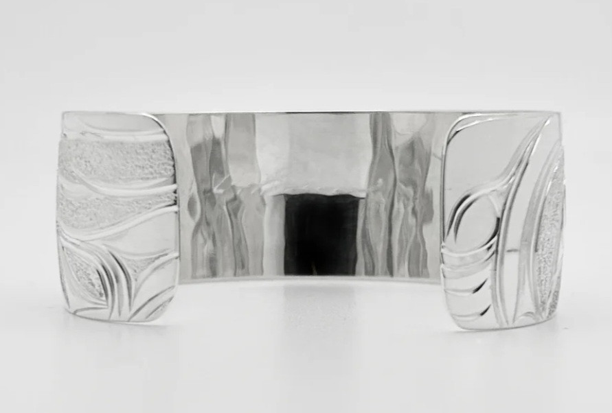 Thumbnail: Silver cuff bracelet with carved design
