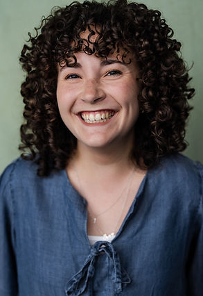 Izzy Miller- Headshot '25.jpg