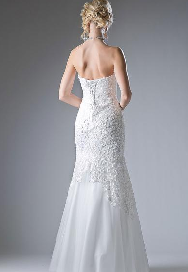 Thumbnail: Strapless Unique Wedding Gown