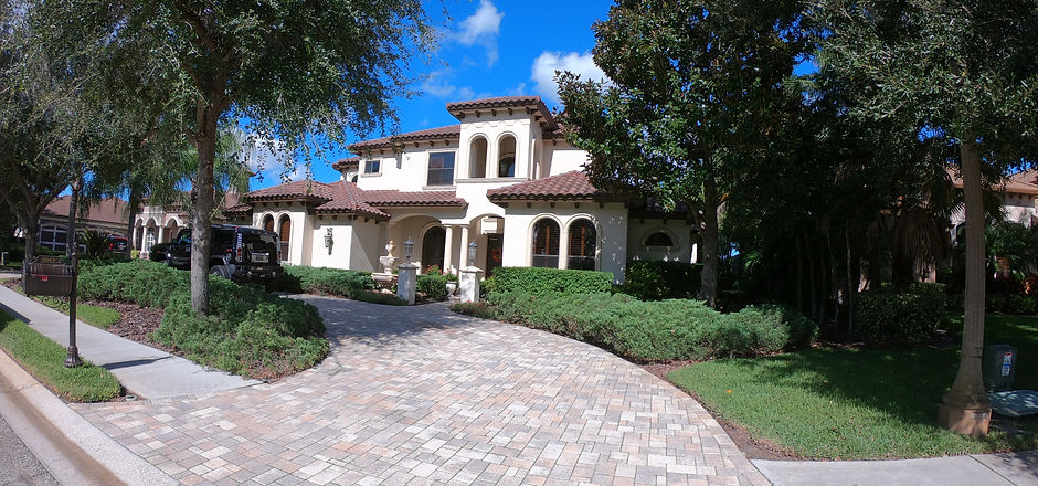 Priceless Pressure Cleaning