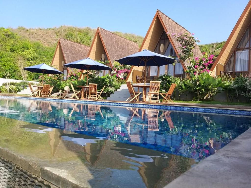 Maya Ocean Resort Lombok
