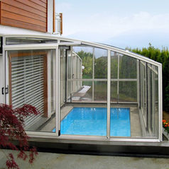 Terrassenüberdachungen in Weiß von Fredls Pool Oase