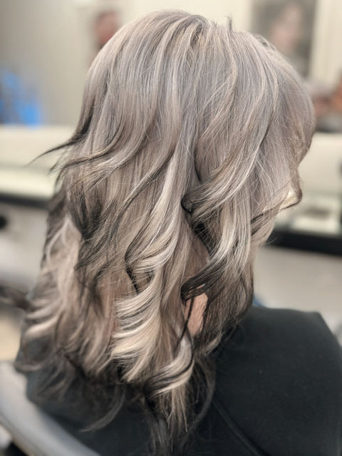 Gefärbte Haare gemacht von Kadys Hairstyle