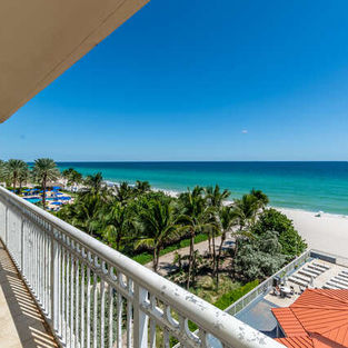 19201 Collins Ave Unit 416-small-011-015-DSC 4010-666x428-72dpi.jpg