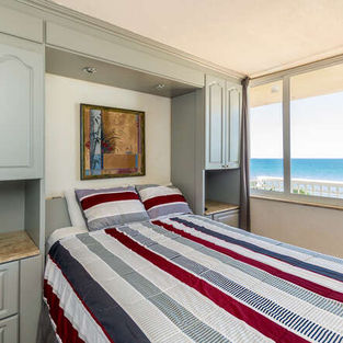 19201 Collins Ave Unit 416-small-025-021-DSC 4019-666x445-72dpi.jpg