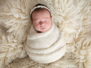 Navigating Postpartum Fasting: Tips for Nursing Moms