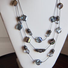 Item #V32 - $10