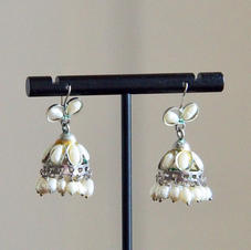 Item #V41 - $10