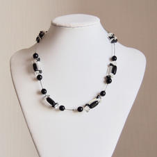Item #V22 - $5