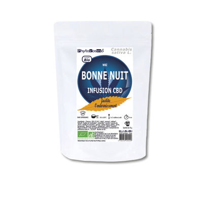 Produit WBZ Bonne Nuit infusion au CBD de la Gamme-WBZ de Phytocosmo, Facilite endormisse-ment (sans somnolence). Contient 25 % de feuilles de Chanvre naturellement riche en CBD, reconnu pour ses multiples vertus : anti-inflammatoires, analgésiques, antioxydantes, antiémétiques, anxio-lytiques. C'est l'ingrédient principal de notre complexe de plantes. Pour une préparation du corps et de l'esprit à une nuit calme et un sommeil réparateur. Certifié 0.0 % de THC (Tétrahydrocannabi-nol) donc sans effets psychoactifs - sans somnolence - ni dépendance. Phytocosmo est un labora-toire français qui crée et produit des produits de qualité prémium, à base de chanvre, d’huile essen-tielle de cannabis sativa l et de cbd depuis 2014. Tous les produits sont inscrits sur le Vidal. Ils sont sans THC 0.00% et sans OGM et certifié bio. On peut conduire en les utilisant. Sans risque de perdre son permis. Analyses en ligne sur le site www.phytocosmo