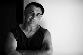 Mauro-Portrait.jpg