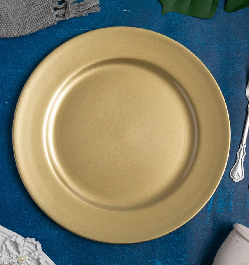 Solid Gold Charger, plastic