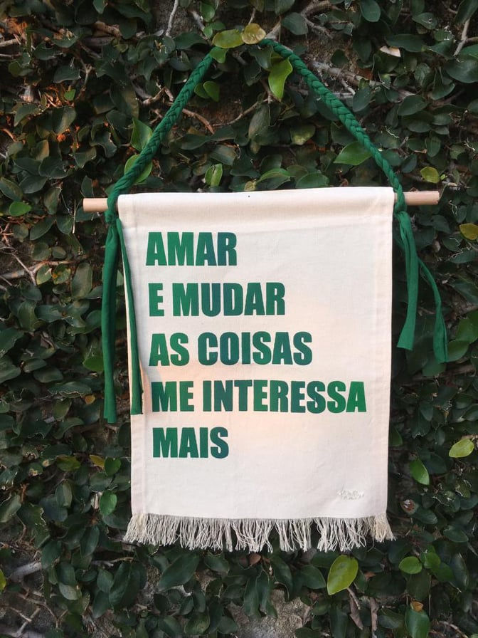 Miniatura: FLÂMULA DECORATIVA AMAR E MUDAR AS COISAS