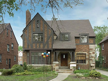 ETSN AIR BNB_edited.jpg