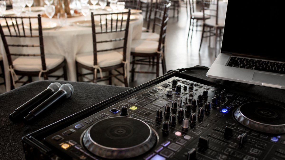 7 Questions to Ask a Wedding DJ Before Booking
