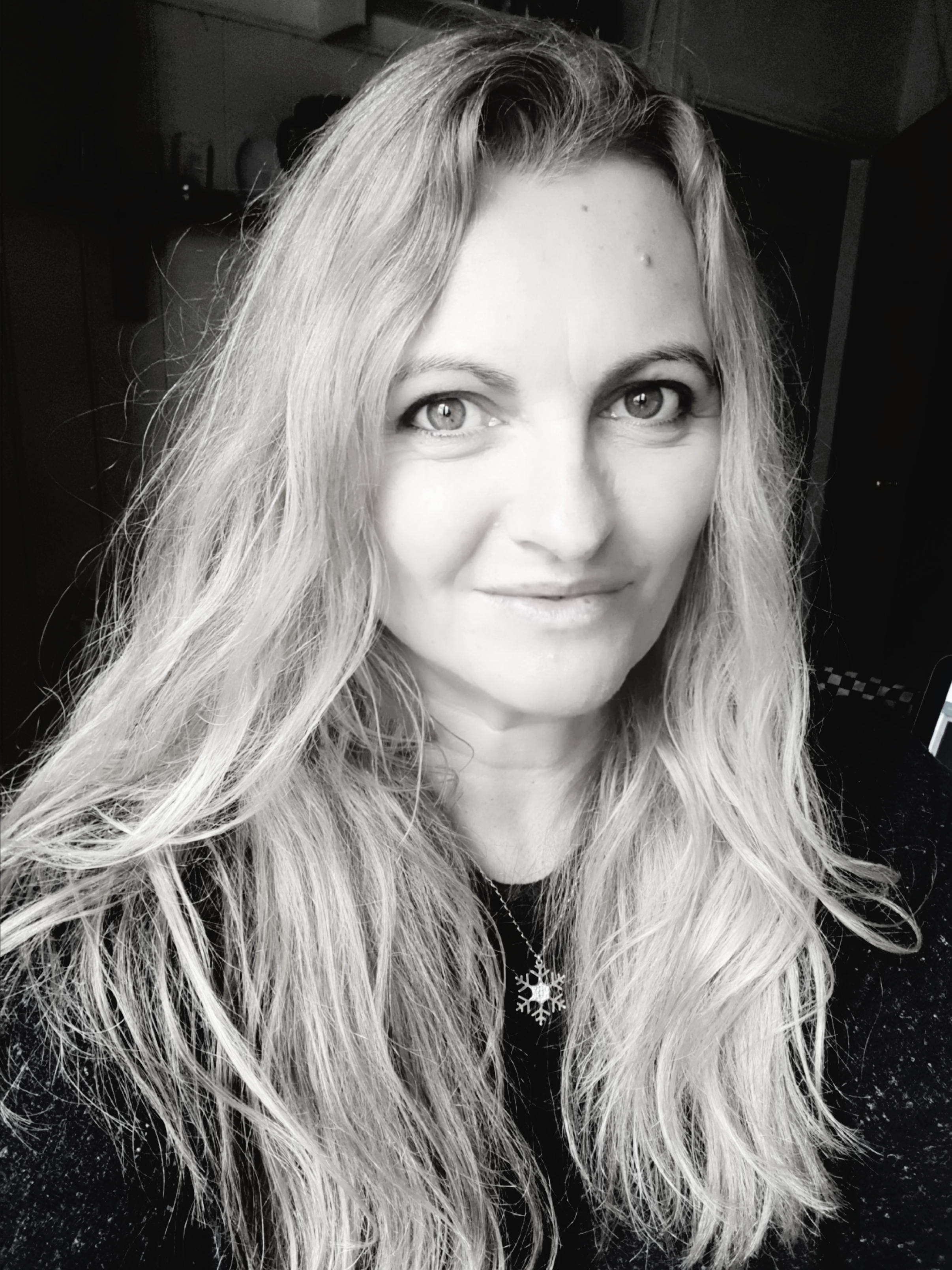 Writer: Dilys Hackett