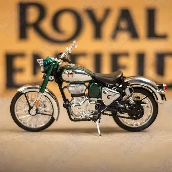 Royal Enfield Classic 350 Emerald 1:12 scale model