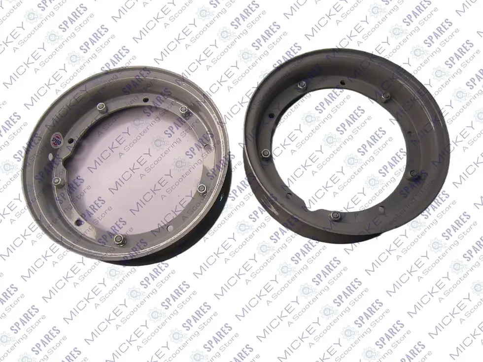 Vespa 10 inch silver split wheel rim