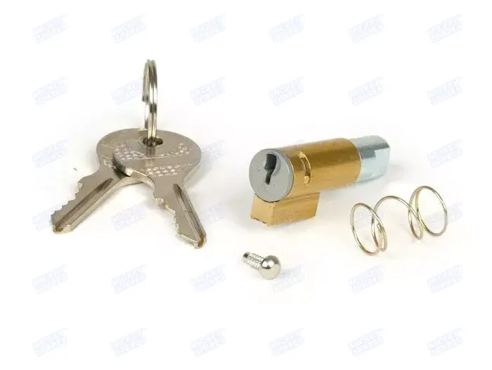 Vespa steering lock OEM quality PX pre 1984 V50 V90 V100 Primavera ET3