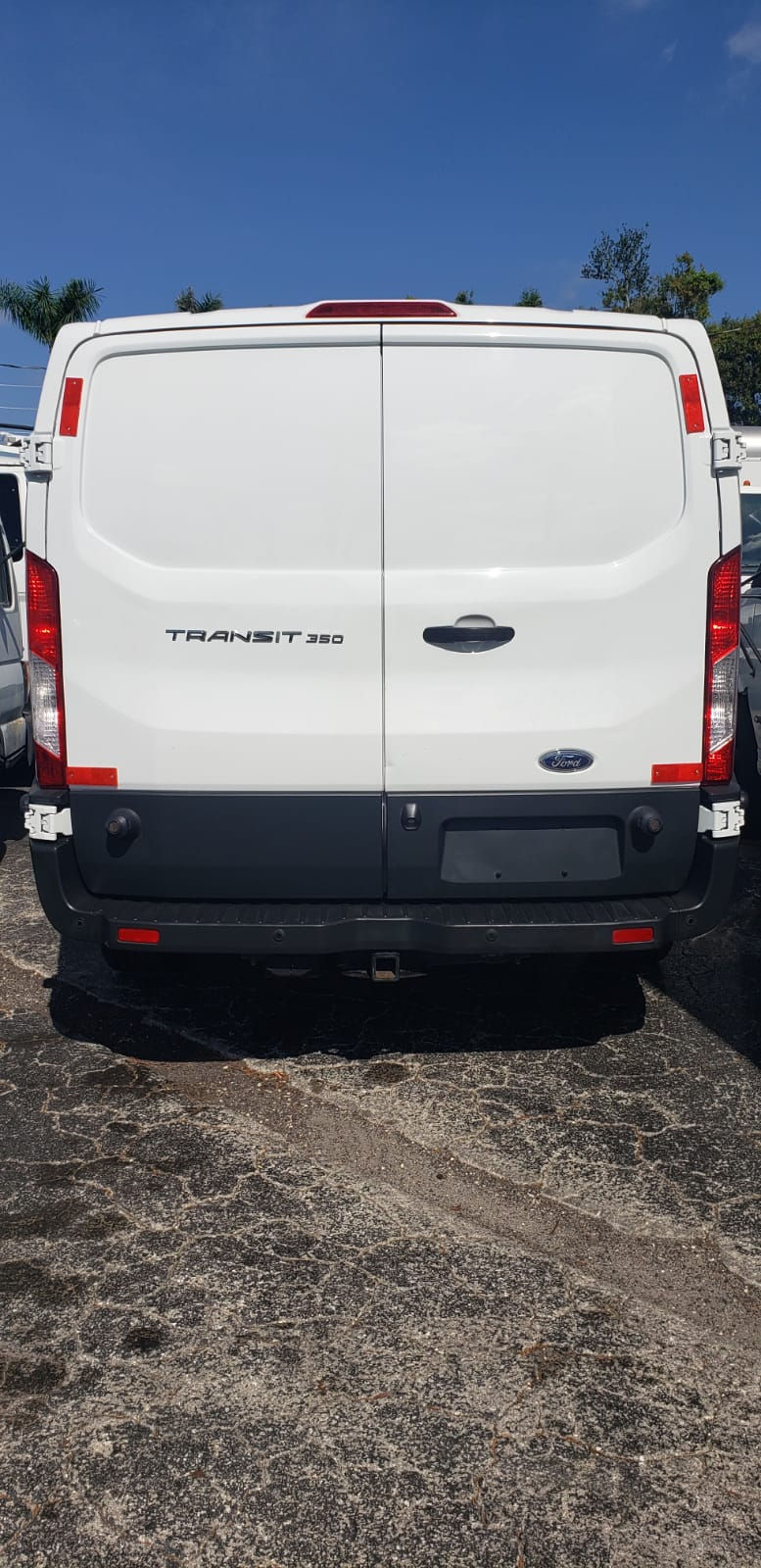 Thumbnail: Ford Transit 2017 Mileage 194370 Stock #2089