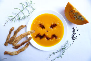 Scary pumpkin soup met heksenvingers