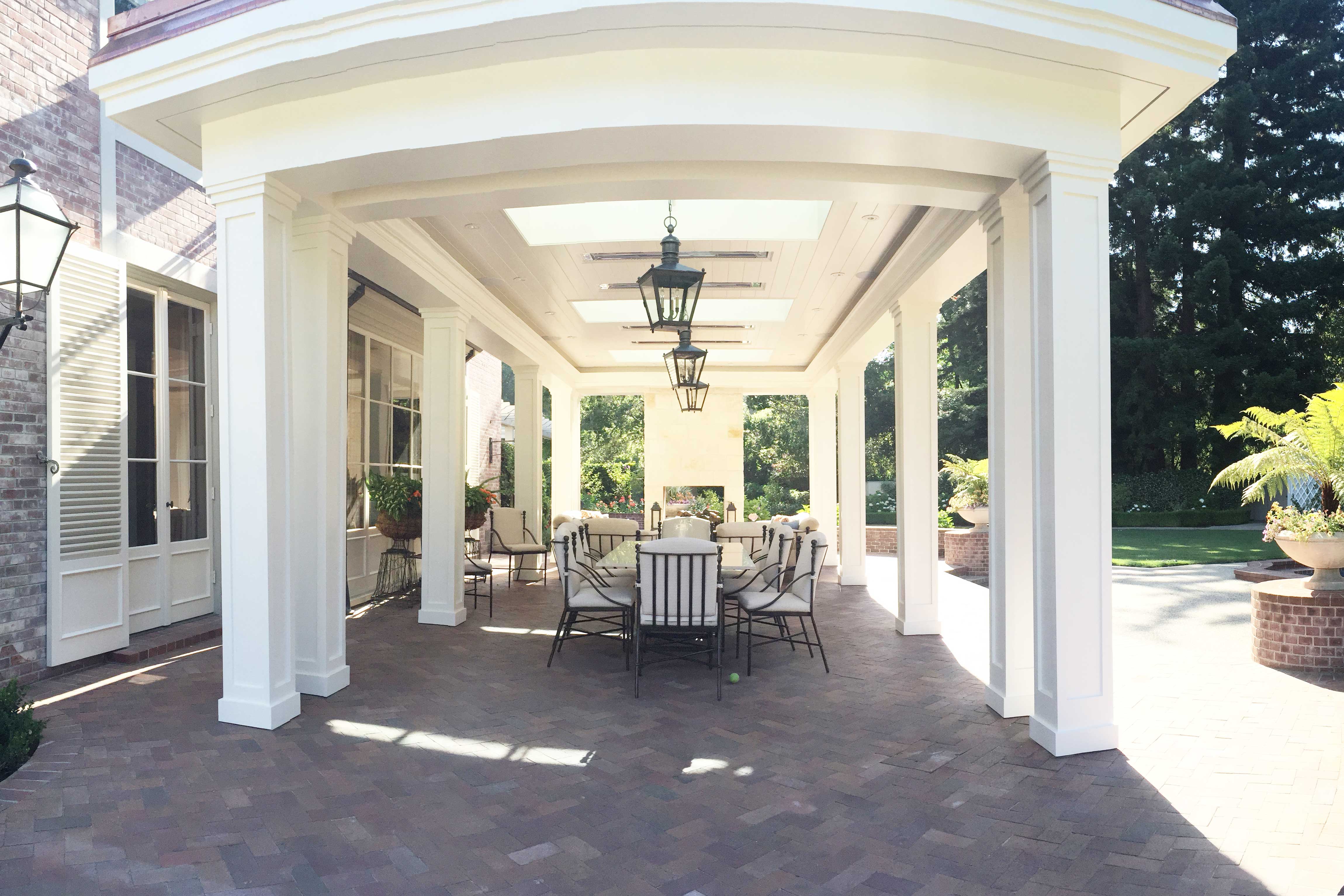 Atherton-Exterior-patio-day - Tracery Builders