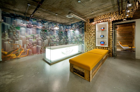 Office Lobby & Arrival 