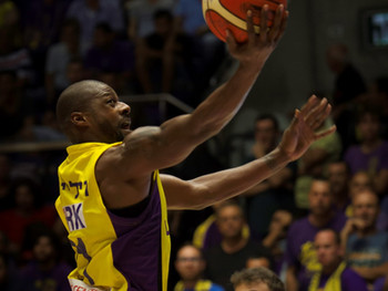 פול דילייני עבר בהצלחה את הניתוח. מאחלים לו החלמה מהירה