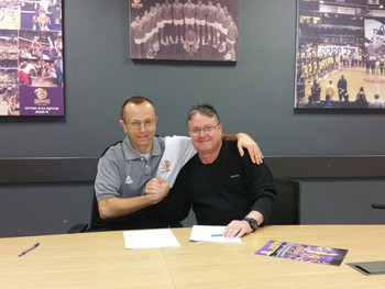 דן שמיר חתם לשנתיים נוספות במועדון