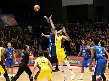 ראשונים! מנצחים 81:70 את הרצליה בבית ומבטיחים את המקום הראשון עד לפלייאוף (אם יהיה)