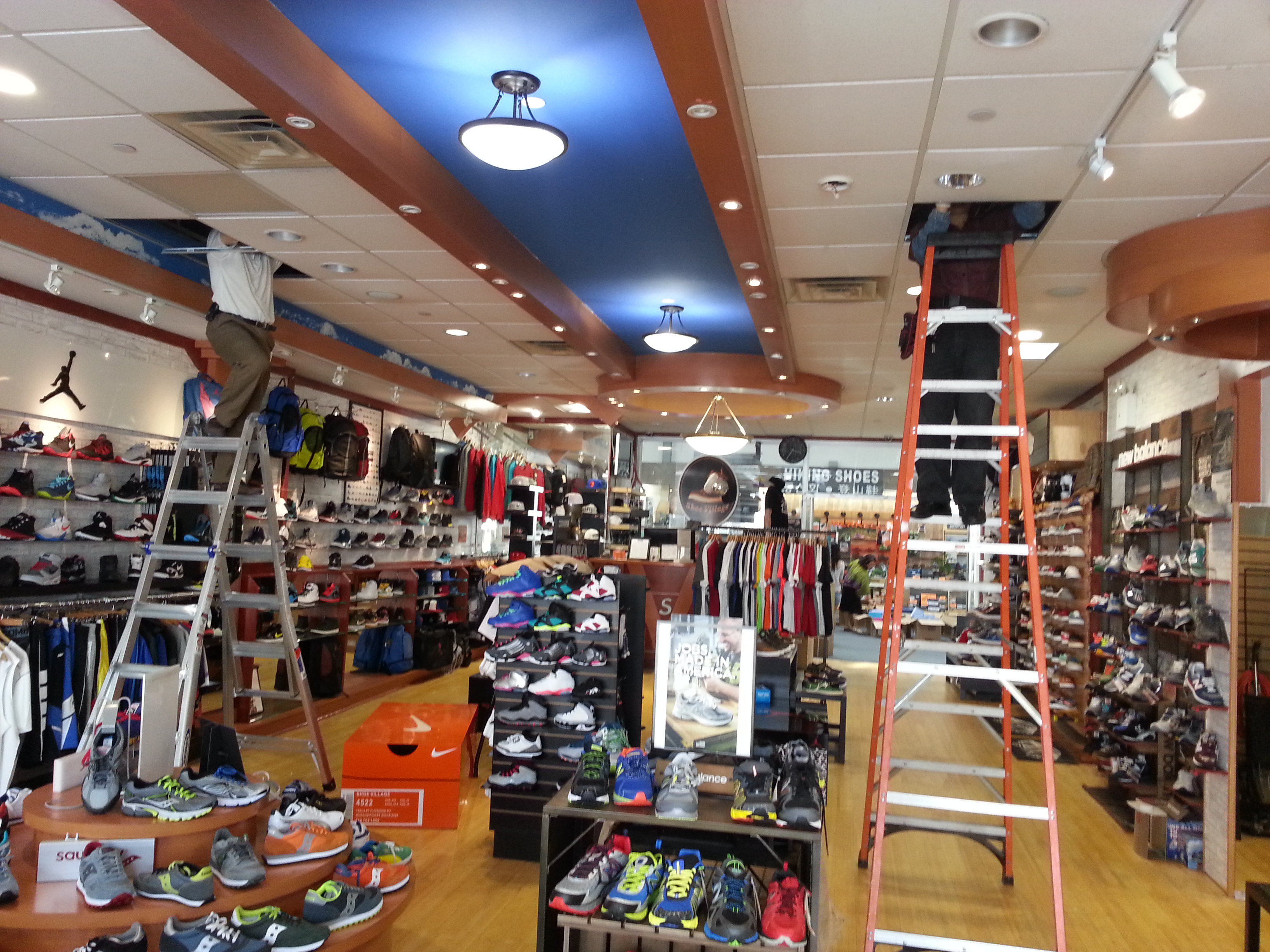 shoe village flushing ny