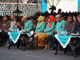 Cak Toriq dan Bunda Indah membuka event Loemadjang Djadoel #4