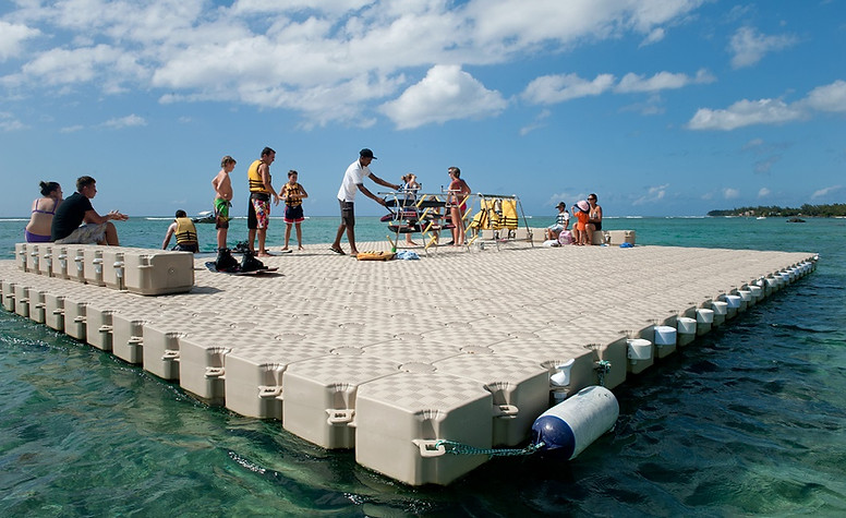 Floating-Dock-CanDockMI-6.jpg