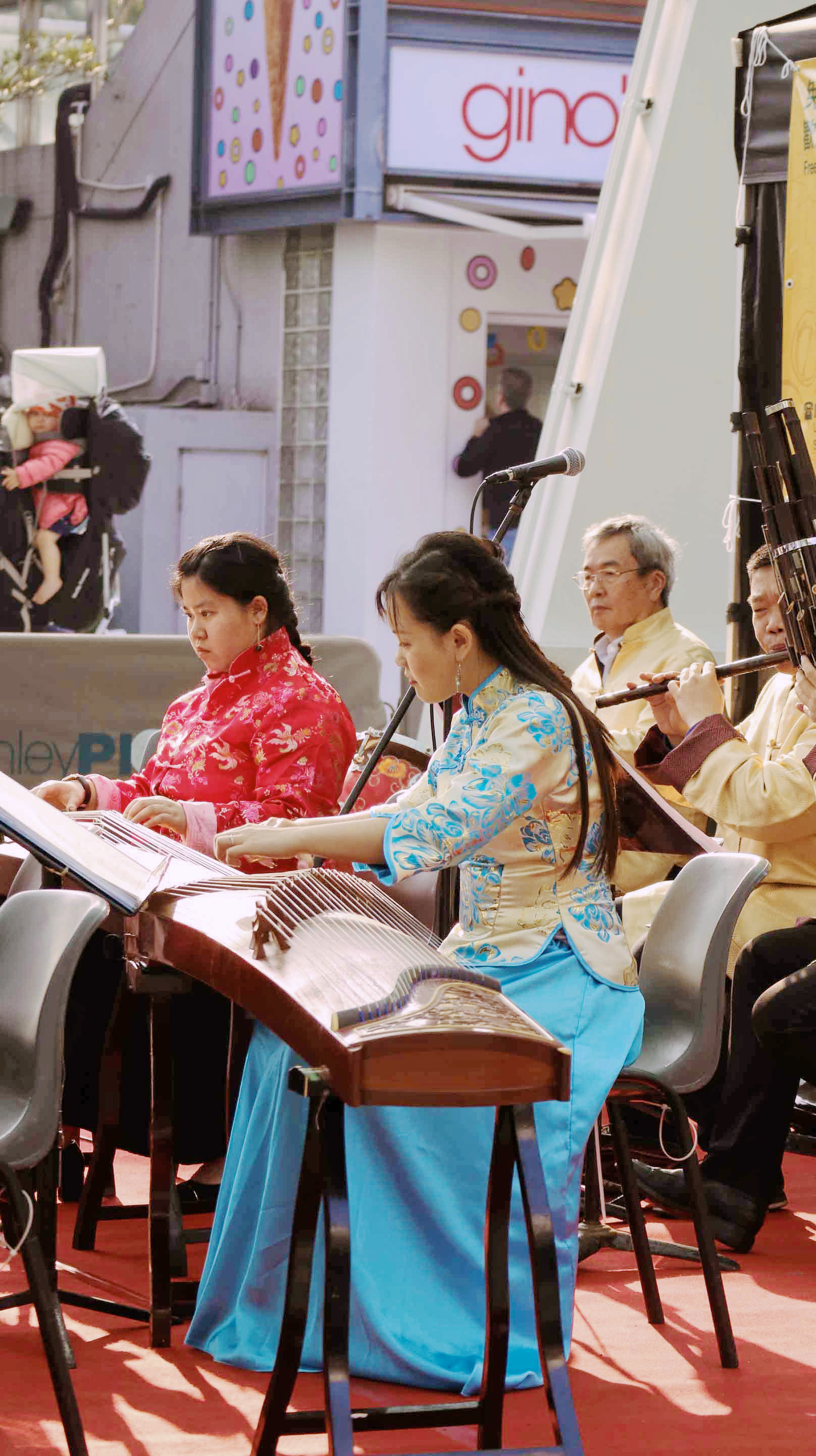 Guzheng Performance