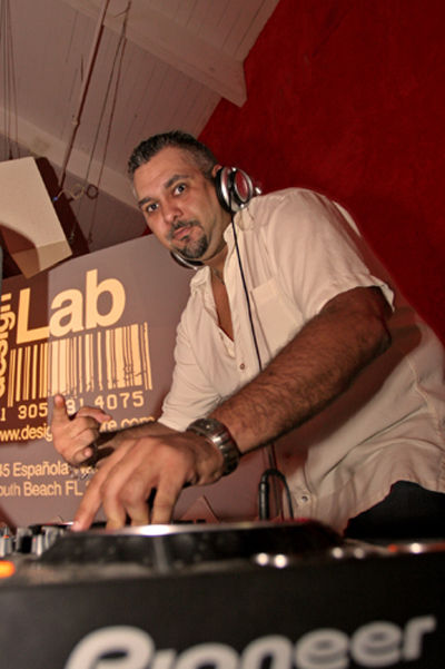 DJWalter at Pearl
