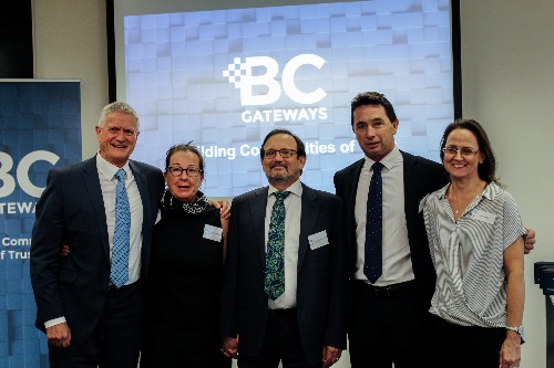 ff08c0_44f3329ea53143e2854a28bbd66ecc3d~