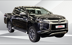 Red and White Bold Car Rent Instagram Post - 4.png