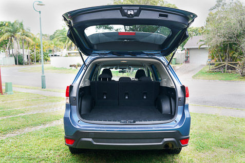 Automotive Photography, Lifestyle Photography, Photographer for car and trucks,