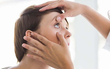 pale-eyes-and-skin-tone_Easy-Resize.com_