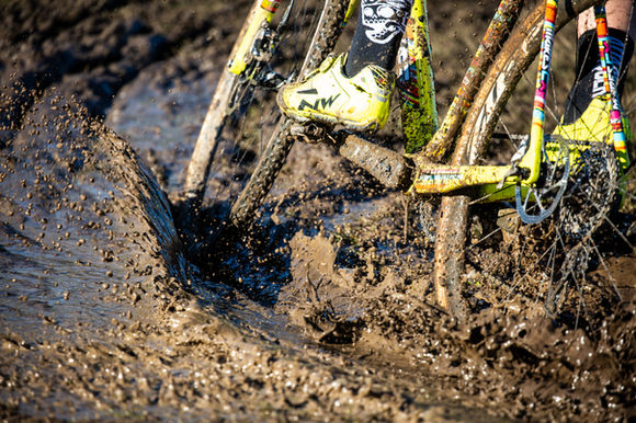 A t1 Photography project: CX Nationals Day 2: (CX Nationals Day 2). Sports Folio, Event Coverage service.
t1 Photo is a Lindfield, Sydney photographer specialising in architecture, commercial, portraiture, and sports imaging.